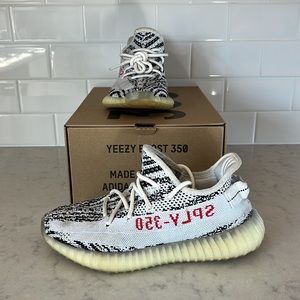 Yeezy Boost 350 Zebra